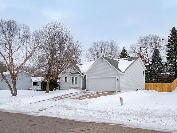 4th image of 3830 Harbor Ln N