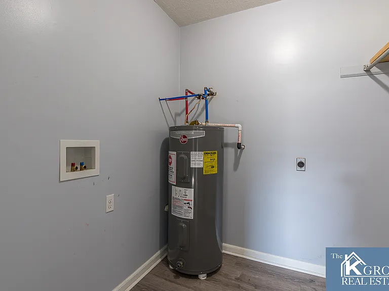 608 N Woodland Dr #3 — Photo 9