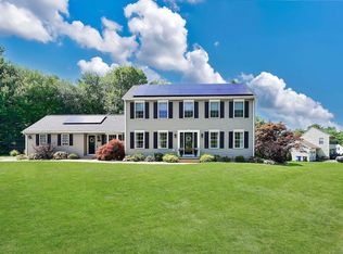 2 Wilson Ct, Enfield, CT 06082