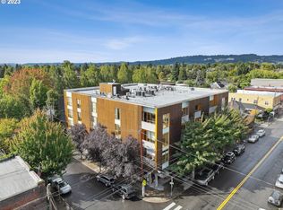 915 SE 35th Ave APT 202, Portland, OR