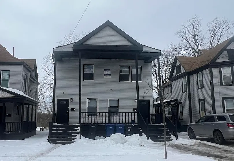 137 Lexington Ave