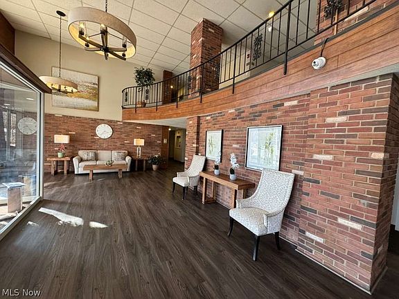 5th image of 3675 Clague Rd Unit 409