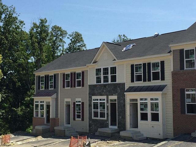 1st image of 104 Conestoga Ln