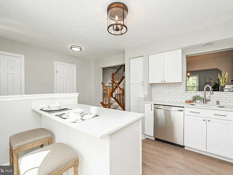 4312 Southfield Dr — Photo 5