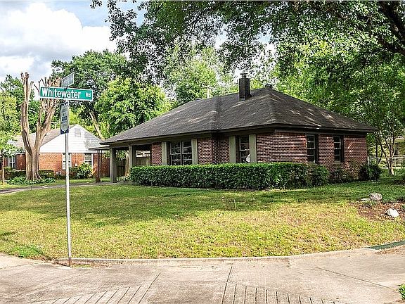 2nd image of 5029 Parkside Ave