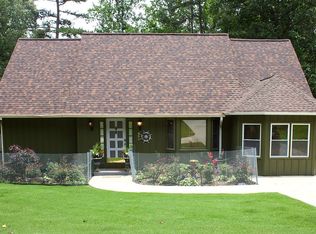 591 Rue Cezzan, Lavonia, GA 30553