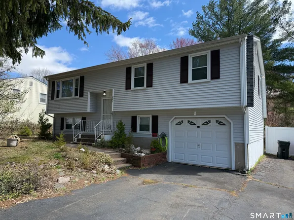 321 Knob Hill Road, Meriden, CT 06451