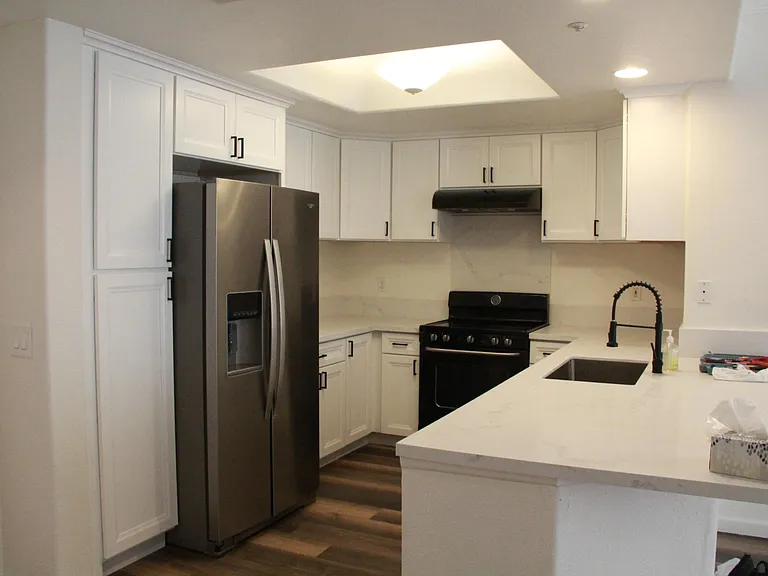 9229 Regents Rd #L125 — Photo 2