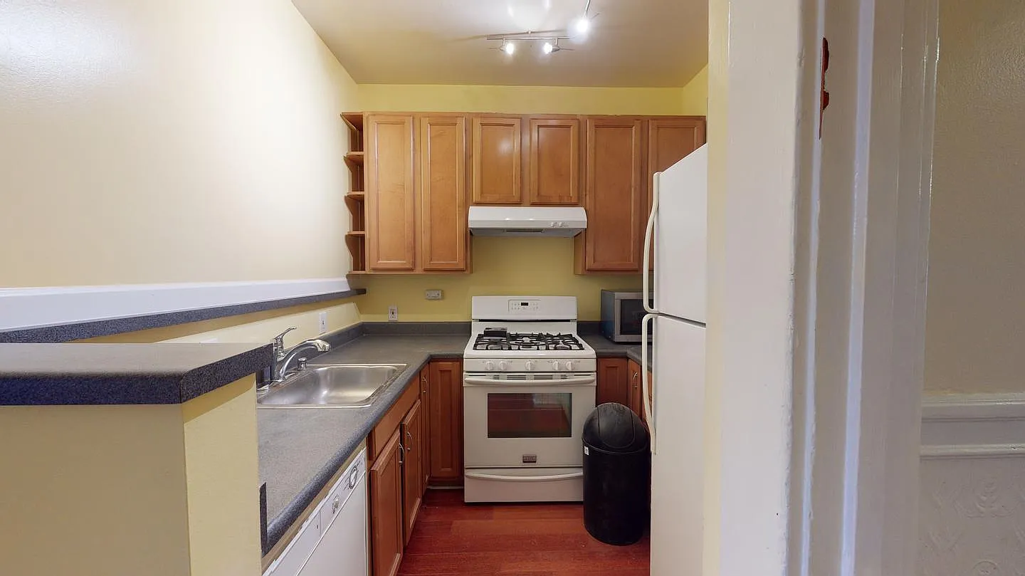 4 bed, 1100 sqft, $850 — Photo 4