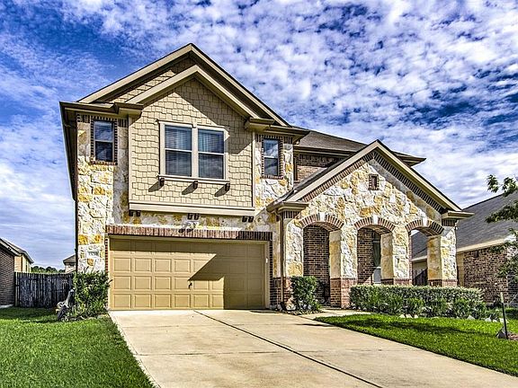 3rd image of 15210 Sunlight Bay Ct