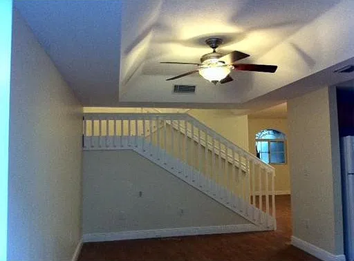 3 bed, 2.5 bath, 1690 sqft, $2,900 — Photo 3