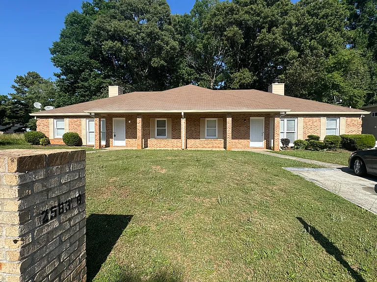2595 Fieldstone View Ln SE — Photo 1