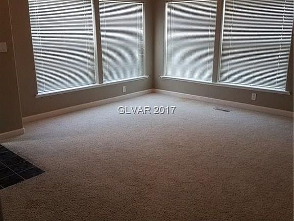 5th image of 561 Janet Ln Unit 1