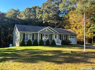 76 Vinegar Hill Rd, Gales Ferry, CT 06335