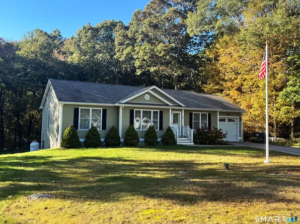 76 Vinegar Hill Road, Ledyard, CT 06339