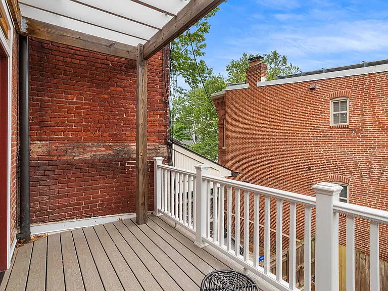 327 E Capitol St SE #2 — Photo 28