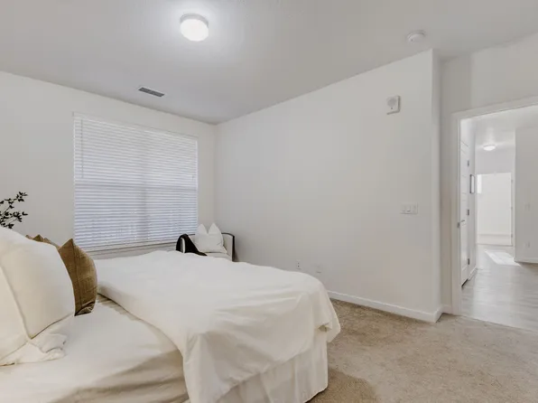 9185 Wilde Ln Unit 202, Parker, CO 80134