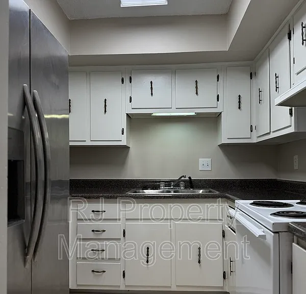 3400 Lord Dunmore Cv — Photo 14