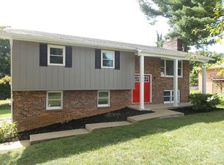 393 Bellehaven Dr, Bristol, VA 24201