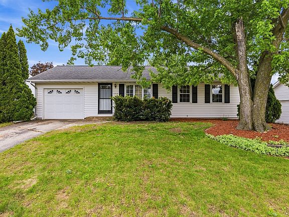 4th image of 1715 Northbrook Dr NE