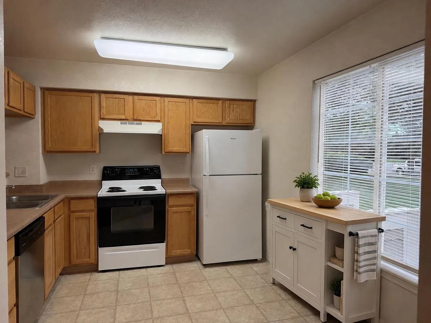 Charming Fort Collins Townhome with Private Patio, Vaulted Ceilings & Prime Location! — Photo 4