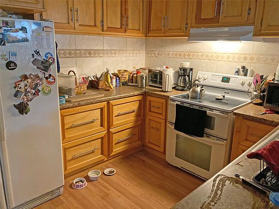 5th image of 3231 Williamsburg St