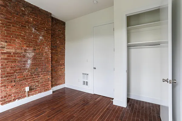 Rented by Brooklyn Group | media 4