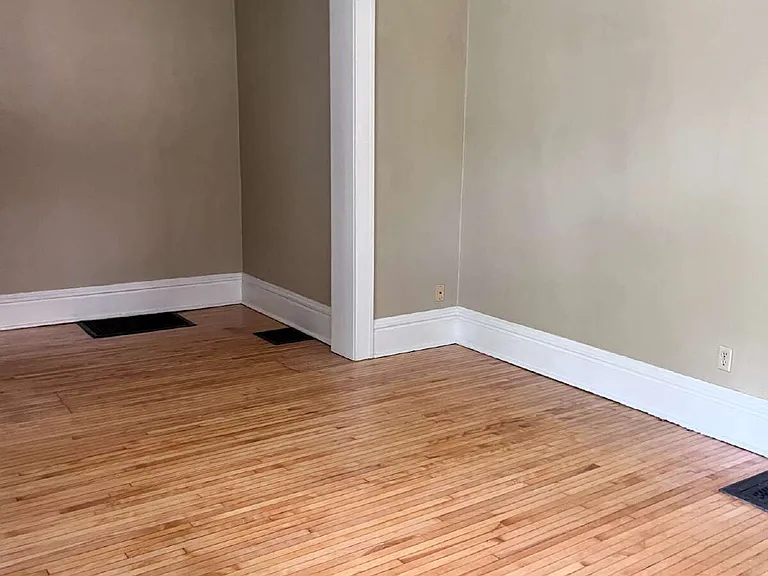 1741 Van Buren Ave — Photo 6