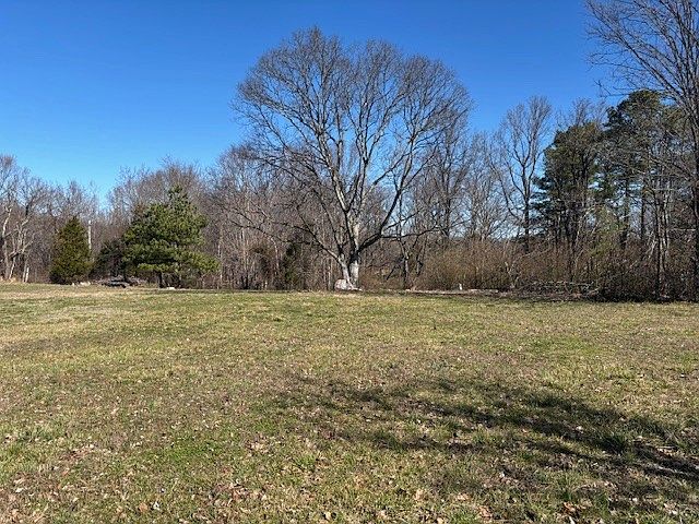 2nd image of 5702 Clarksville Pike