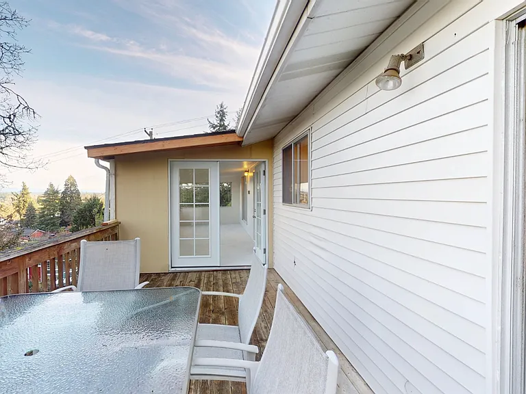 2145 Webb St — Photo 22