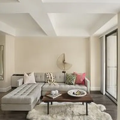 Rented by Greystar | media 1