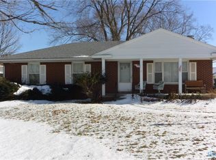 911 S Coy Rd, Oregon, OH 43616