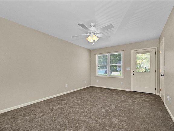 3rd image of 604/606 6th Ave SE