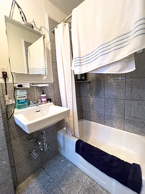 Rented by Denise Rosenblum, LREB | media 15