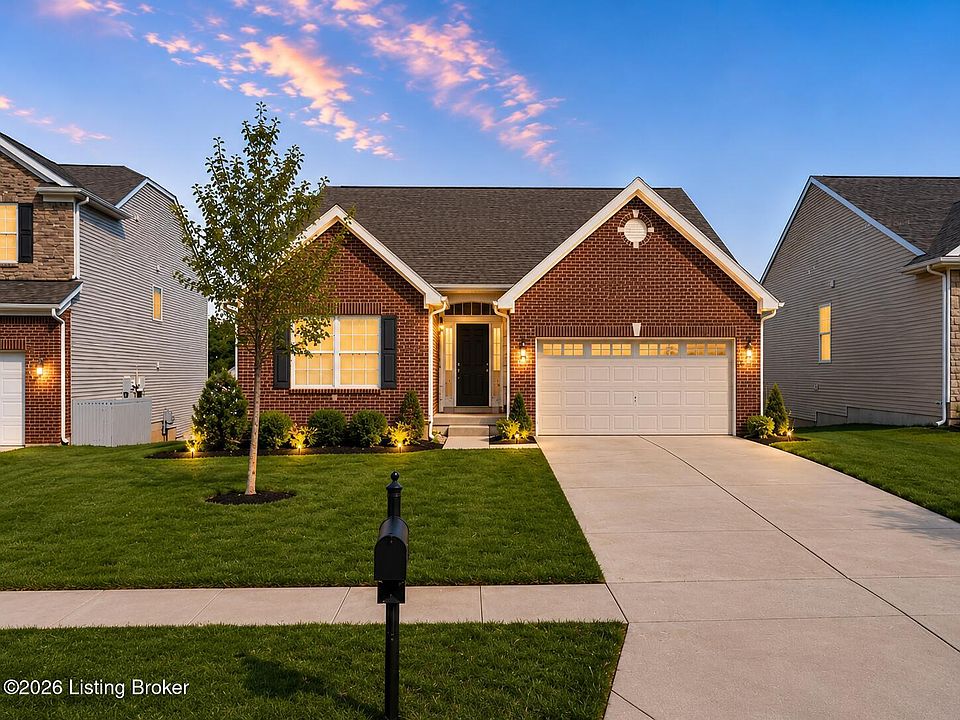 1st image of 307 Brookfield View Dr