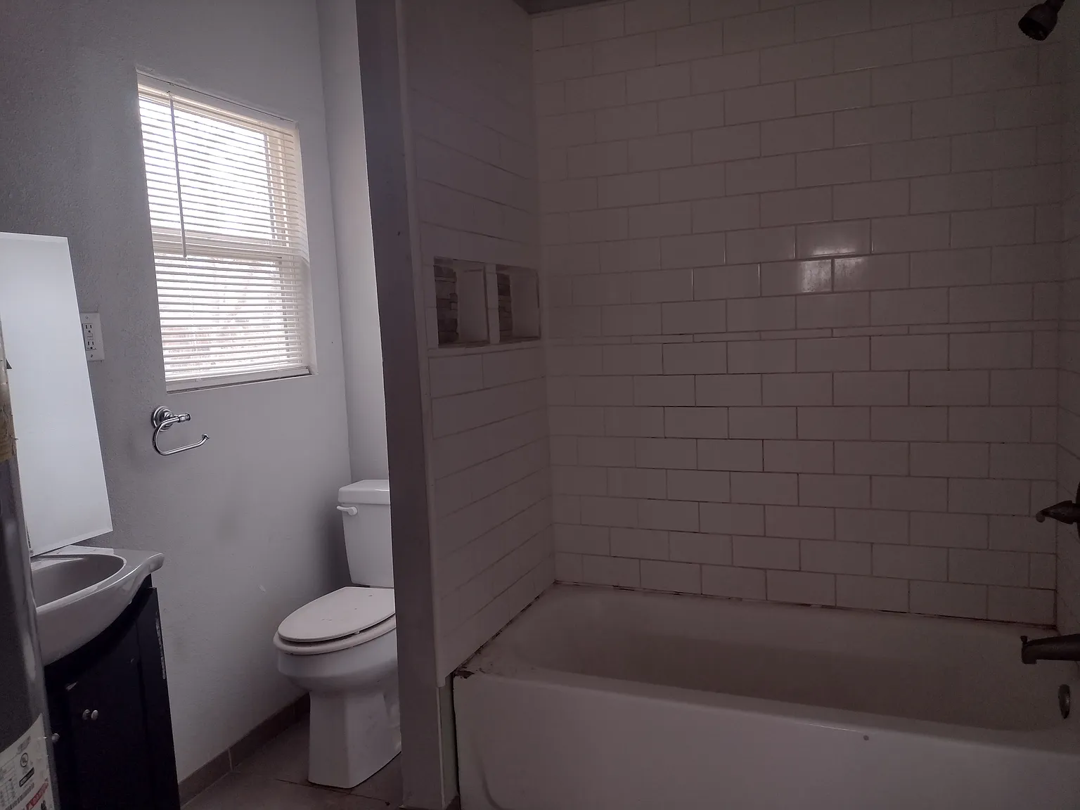 3 bed, 1212 sqft, $1,000 — Photo 3