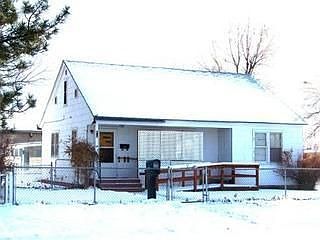 1st image of 905 W Fremont Ave