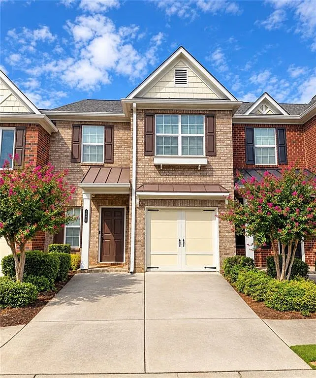 2 bed, 2.5 bath, 1594 sqft, $2,350 — Photo 1