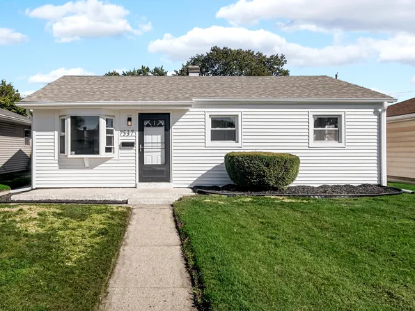 7537 Catalpa Ave, Hammond, IN 46324
