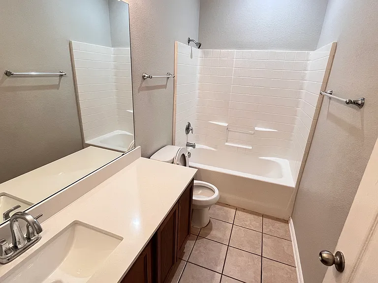 2109 Michelle Creek Dr — Photo 19