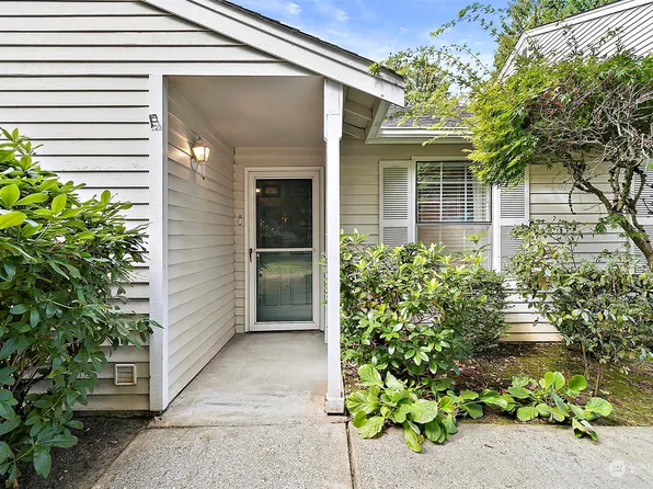 23960 58th Court S #D-1, Kent, WA 98032