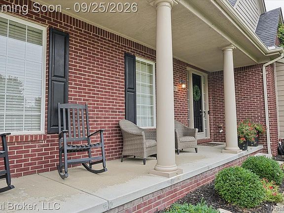 2nd image of 51285 Upland View St