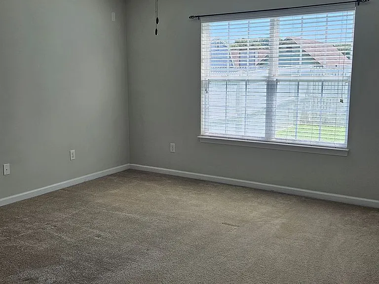 122 Jasmine Cir — Photo 9
