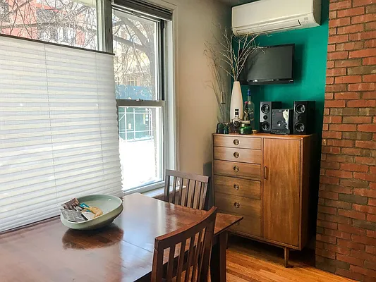 Rented by Nest Seekers International | media 36