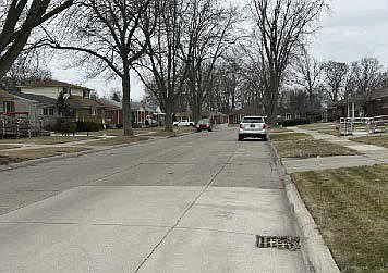 5th image of 24535 Willowby Ave