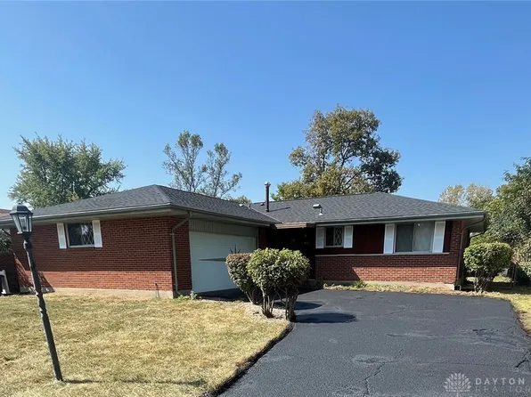 613 Majestic Dr, Dayton, OH 45417