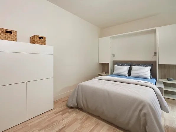 400 Claremont Avenue image 112 of 130