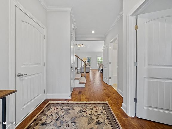 4th image of 7409 Willow Path Ln