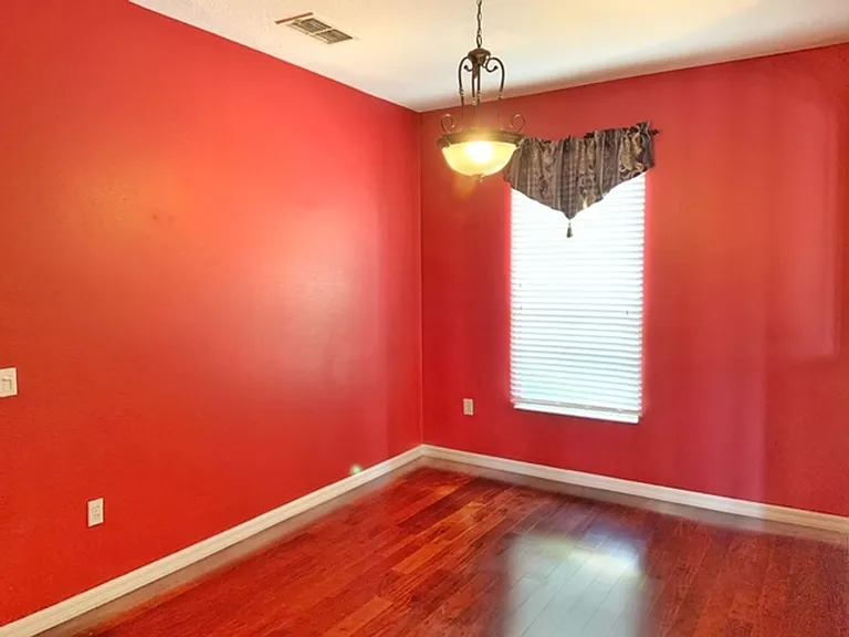 2630 Lookout Ln — Photo 9