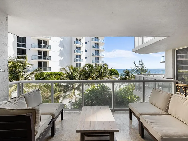 18671 Collins Ave #404 — Photo 5